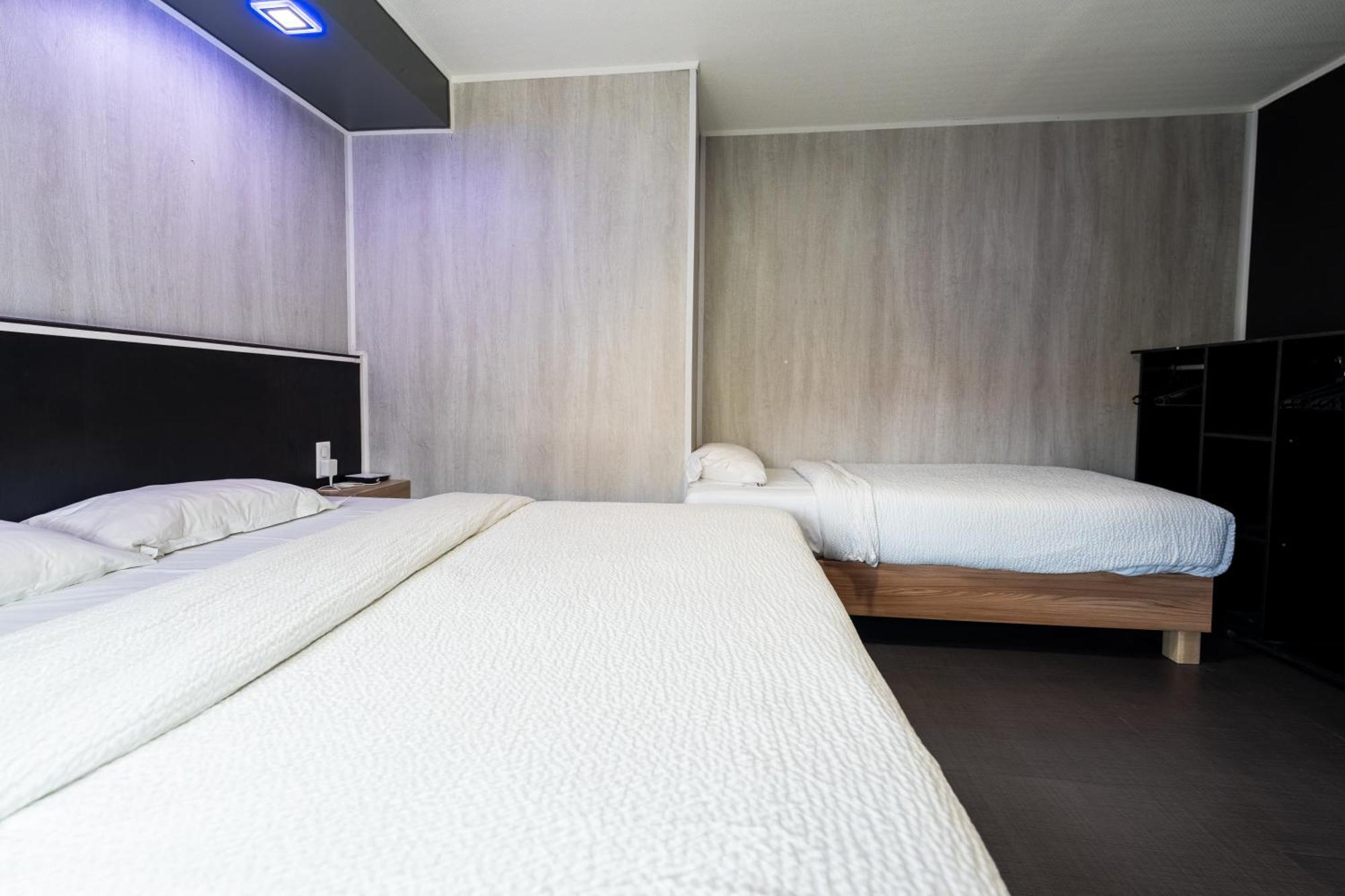 Hotel La Rocade بامييه المظهر الخارجي الصورة