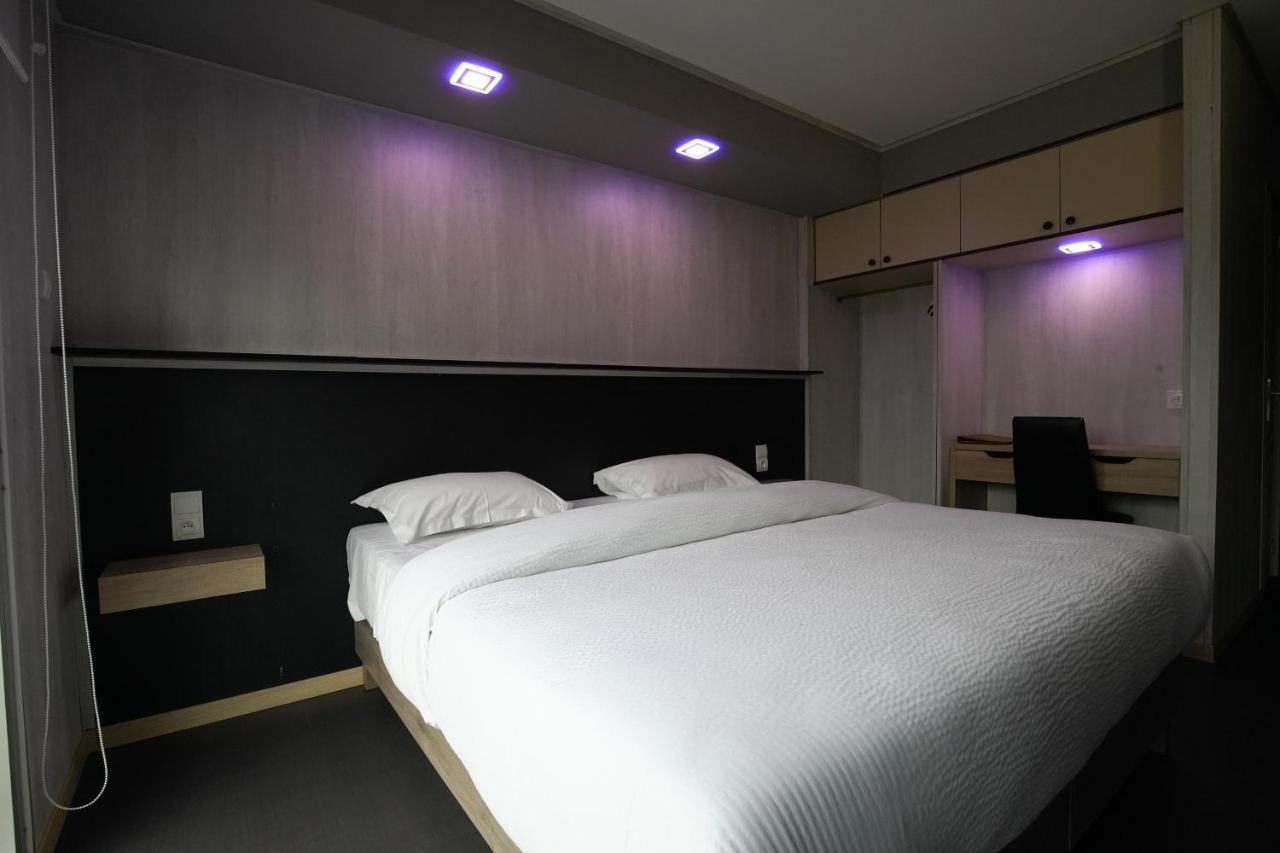Hotel La Rocade بامييه المظهر الخارجي الصورة